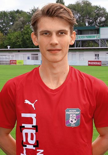 18. Philipp Huszar 